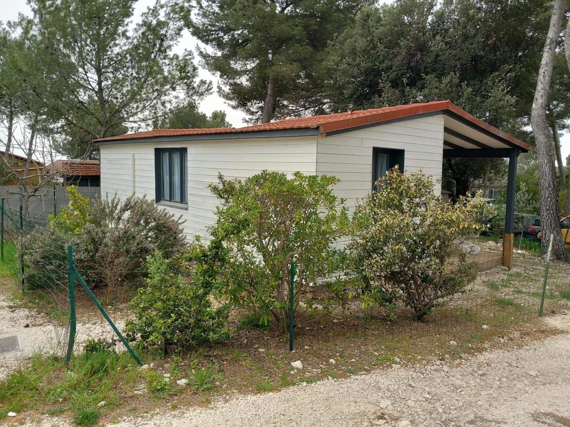 Mobilhome A Deux Pas Du Circuit Du Castellet Avec Terrasse Vue Mer Le Castellet  Exterior photo